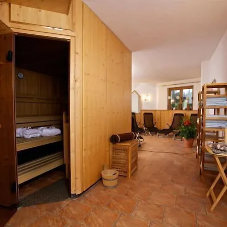 بيت ضيافة Geisler 4*