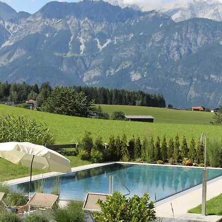 بيت ضيافة Geisler 4*